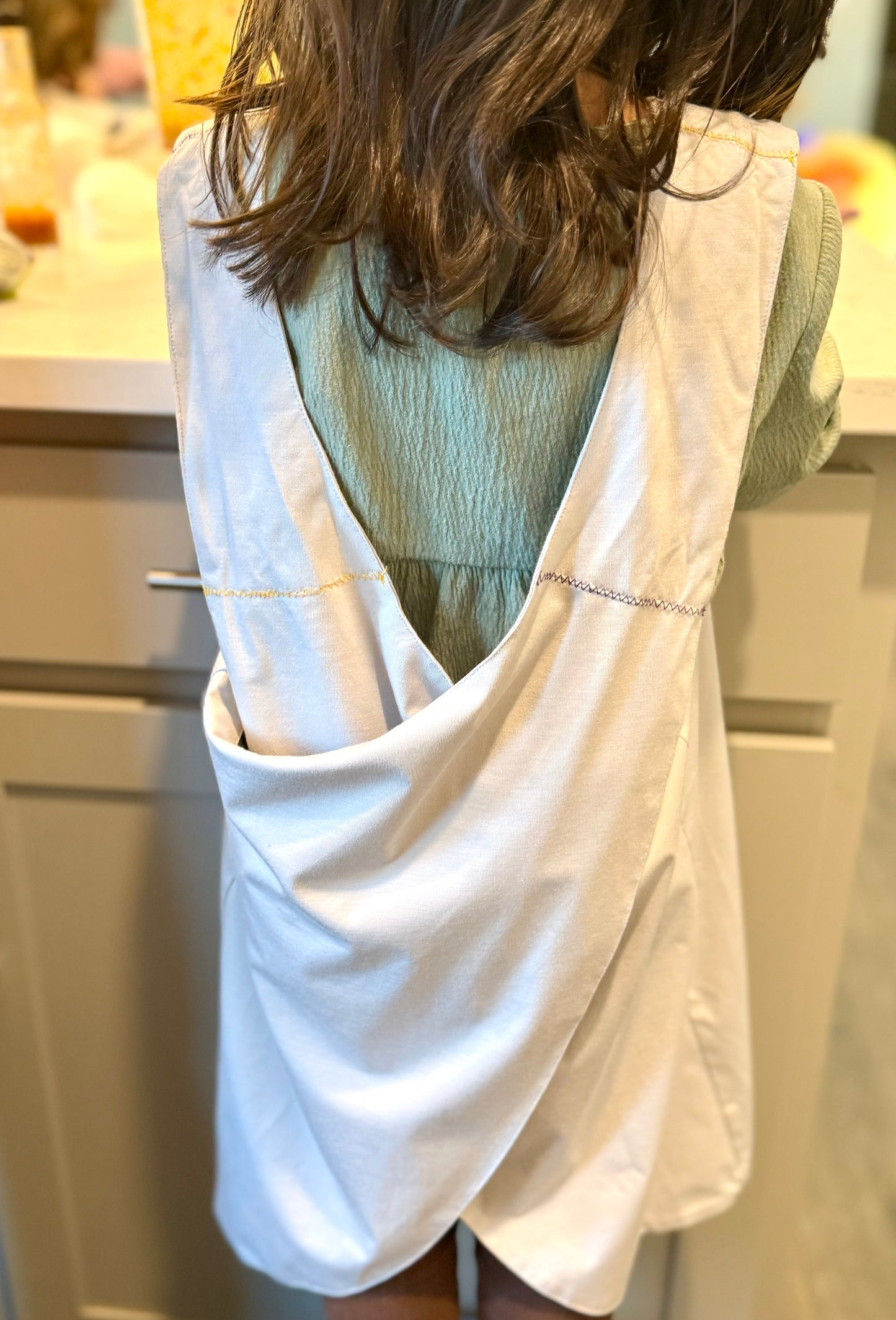 Tivi Armor - a cross-back, waterproof apron crafted from bamboo fabric